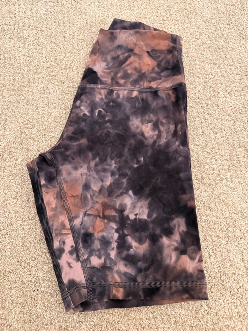 Lululemon align bike shorts 7” Sz 6